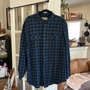 Duluth Trading Company Plaid Shirt (Men’s L)